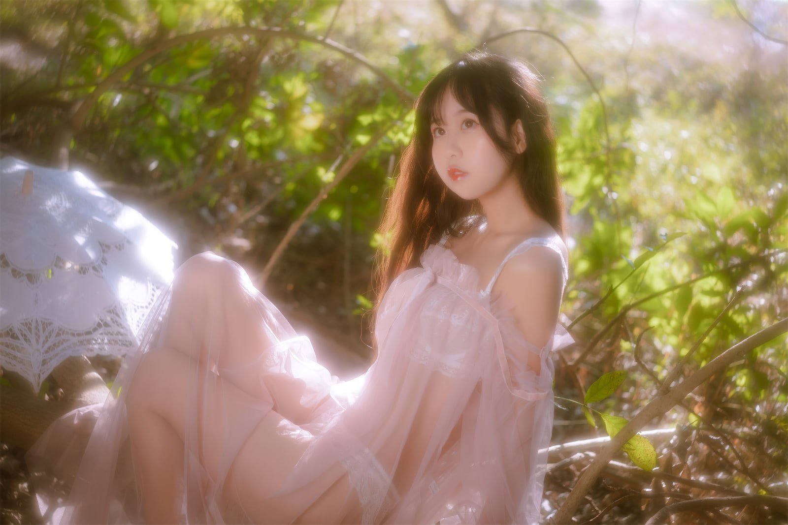 萌芽儿o0 林中少女